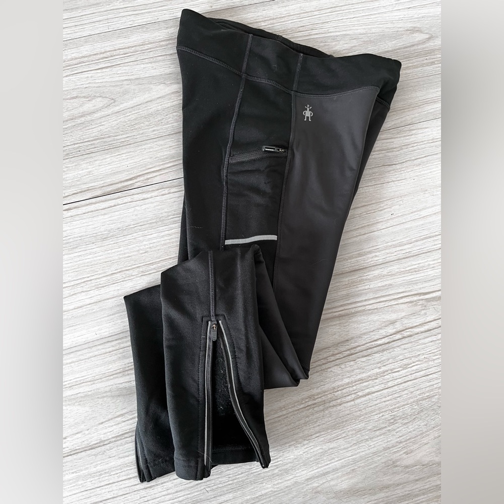 Smartwool women’s Sport Fleece Wind Leggings. Size XS, Black